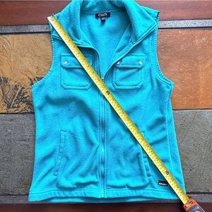 Woman’s chaps sport vest outdoor camping fleece teal medium pockets warm preppy